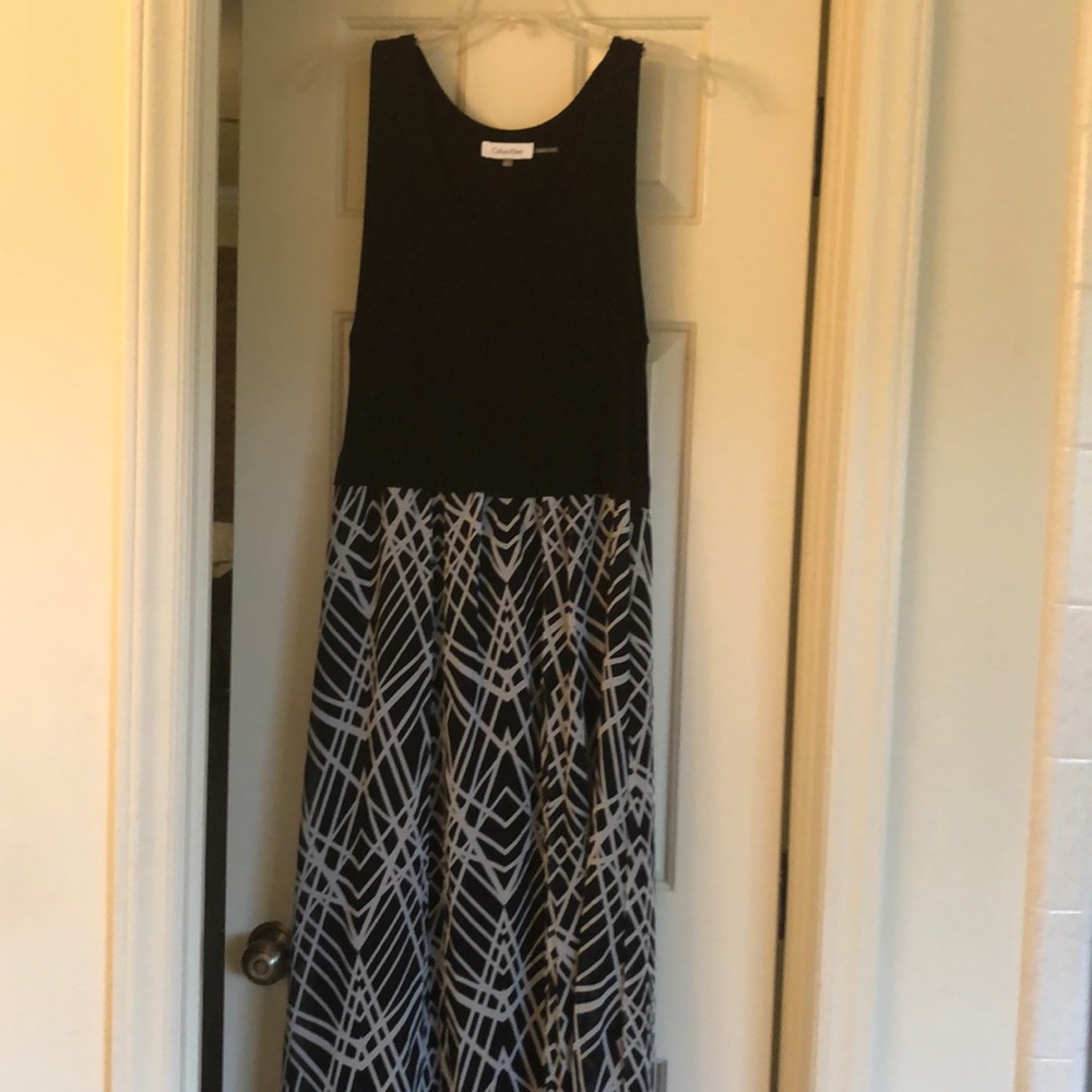 Super comfortable Black & White Maxi Dress